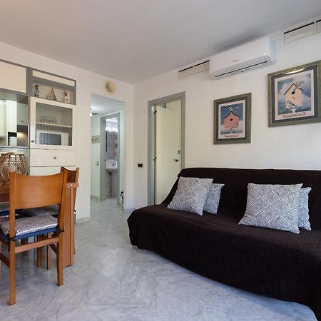 Uhc Cancun Apartments Salou Esterno foto