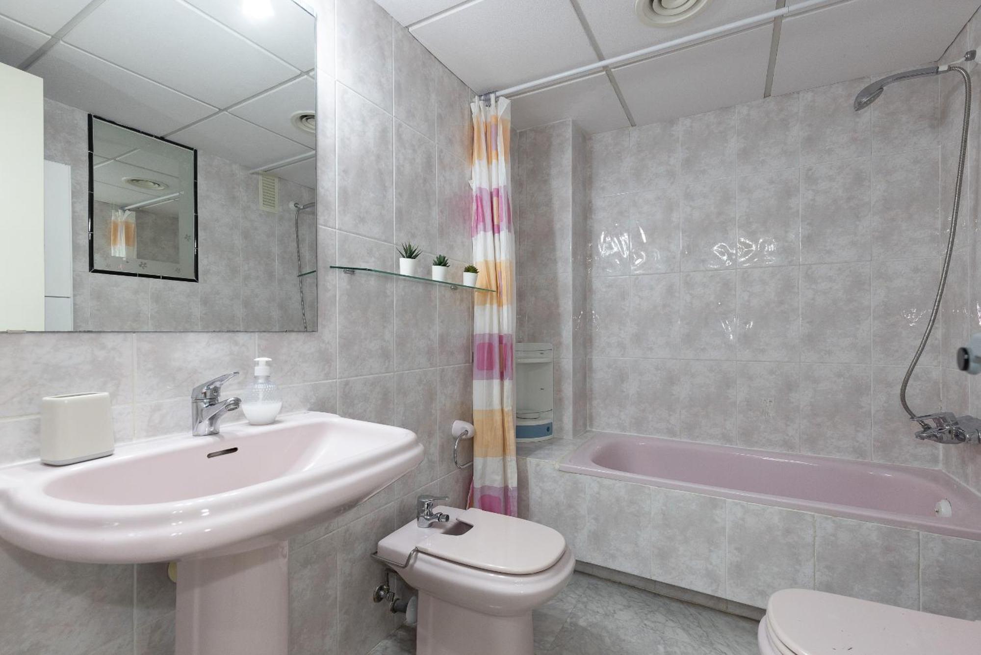 Uhc Cancun Apartments Salou Esterno foto